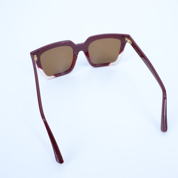 ZEUS+DIONE Artemis II Sunglasses Red Oversized Square Eye Women\'s main image 5